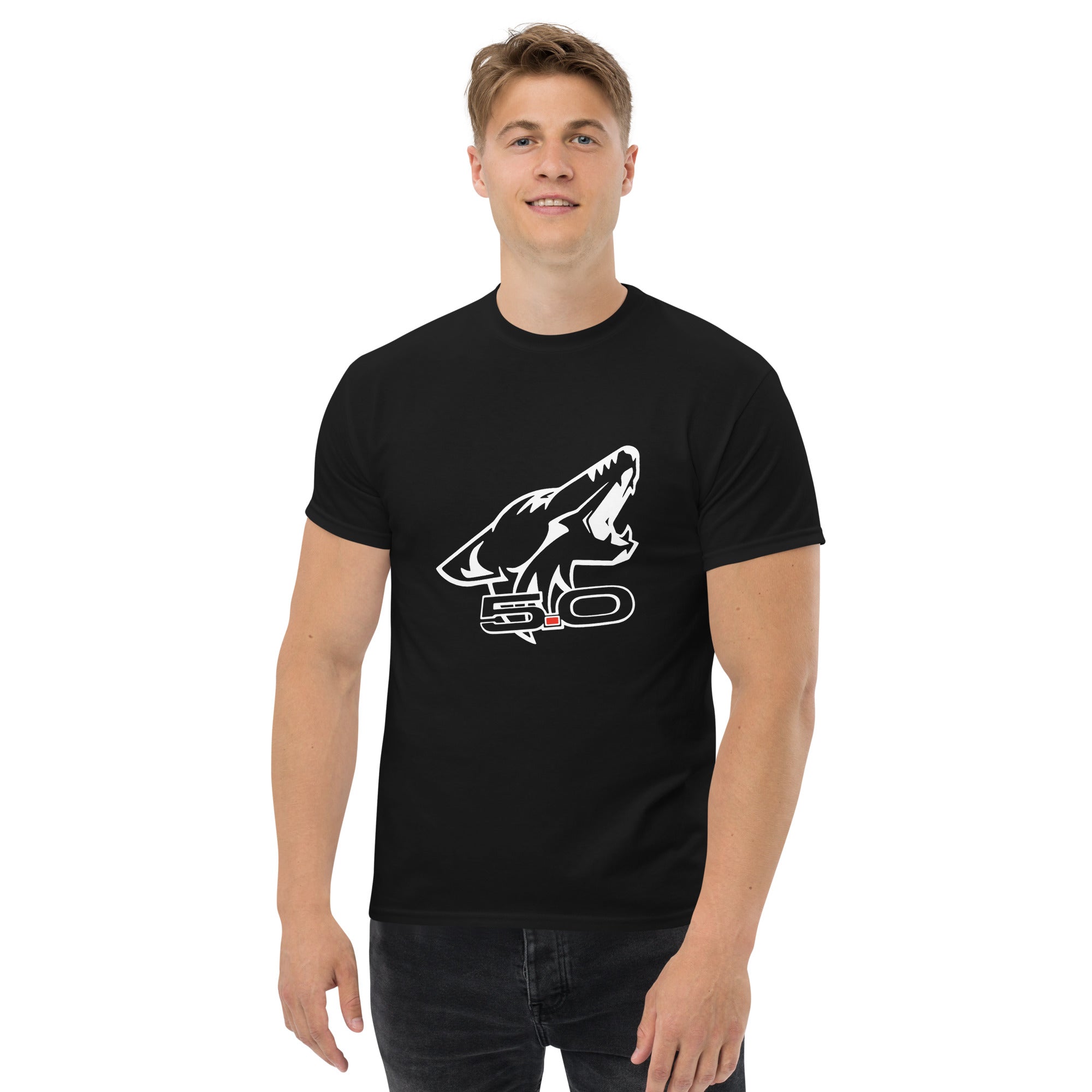 Screaming Coyote Men's classic tee